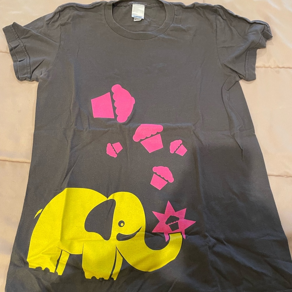 Johnny Cupcakes Gray Tee with Yellow Elephant and Pink Cupcakes